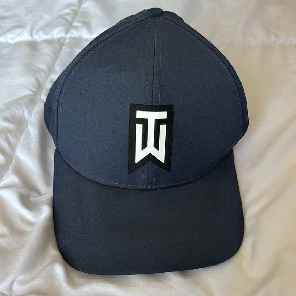 Nike Tiger Woods golf hat